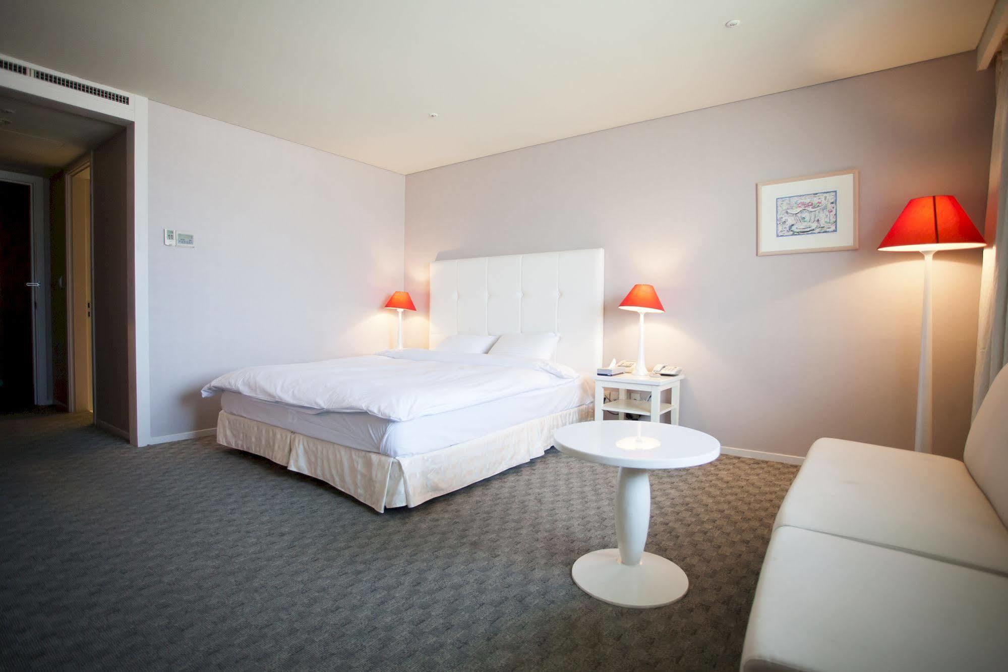 Airport Daegu Hotel Kültér fotó